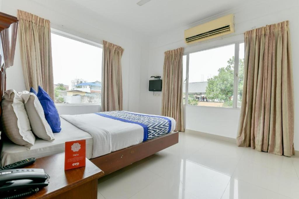 Centre Point 호텔 Kochi 외부 사진